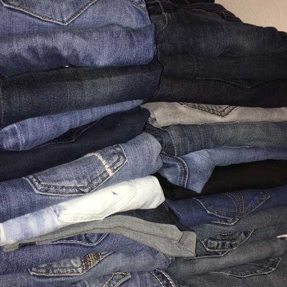 J E A N S!!! Lots and lots of JEANS - Picture 5 of 5